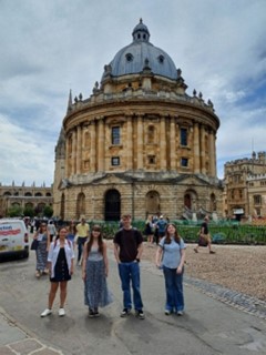 Students outside Oxford University Building 