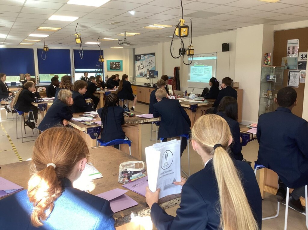 isca-students-taking-part-in-the-workshop