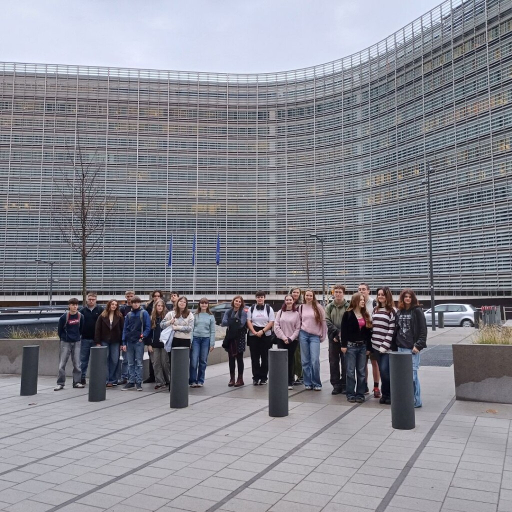 QE students in Brussels