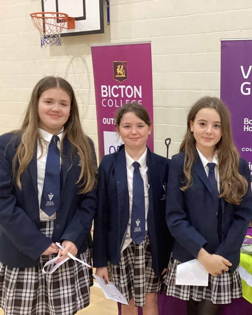 Isca students at careers fair