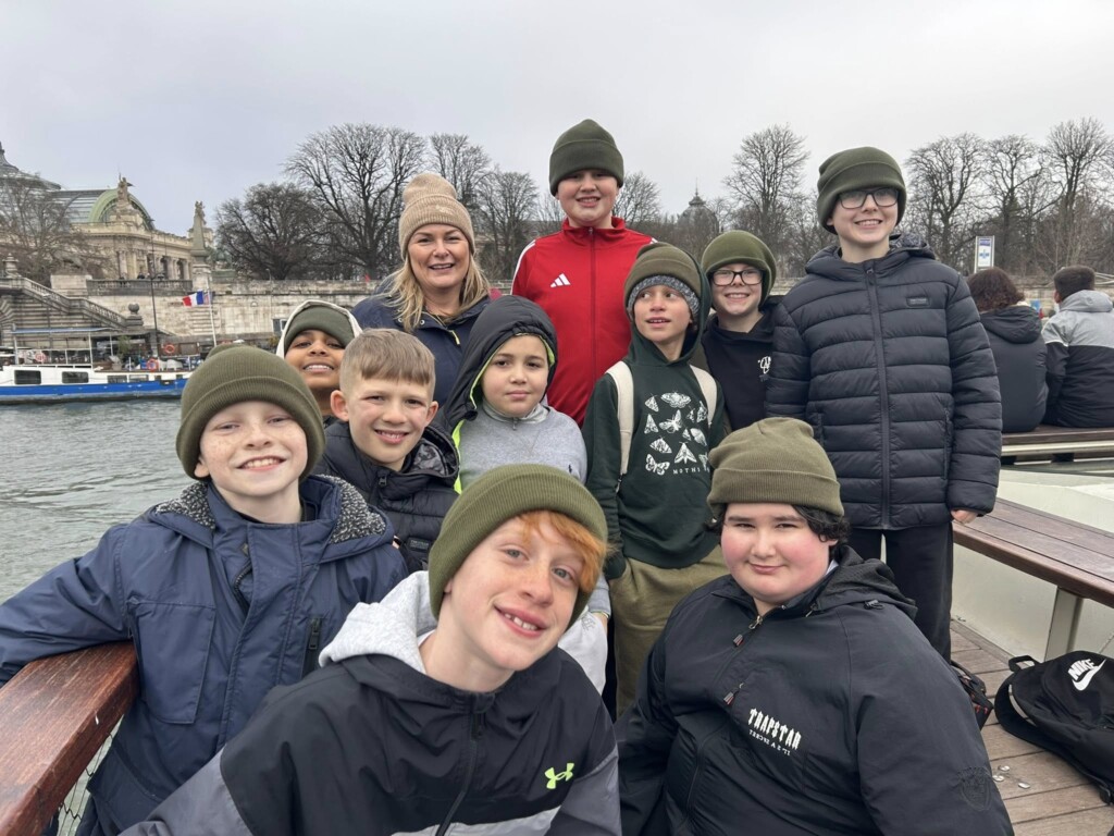 Exwick Students Sailing the seine
